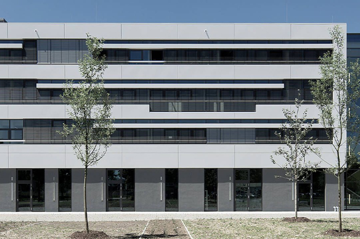 廠房內(nèi)辦公室裝修吊頂消防設(shè)施能遮擋嗎？